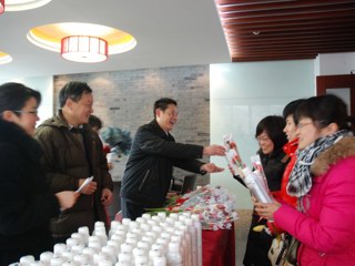 20100308工会组织“三八国际劳动妇女节”献礼活动