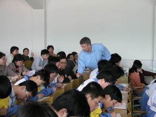 外籍教师辅导学生