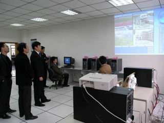 20060414教育部基础教育司副司长李天顺视察我校