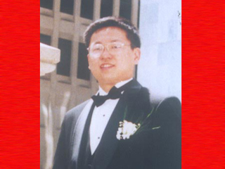 伍宁博士