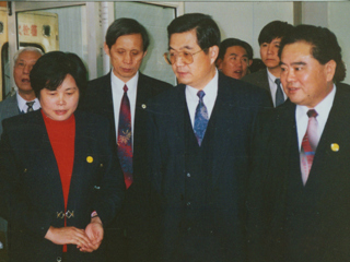 过湘琴