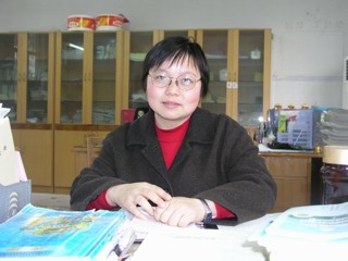 岳春红