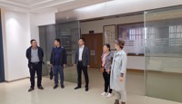 锡山区档案局、区教育局领导联合到校检查档案工作