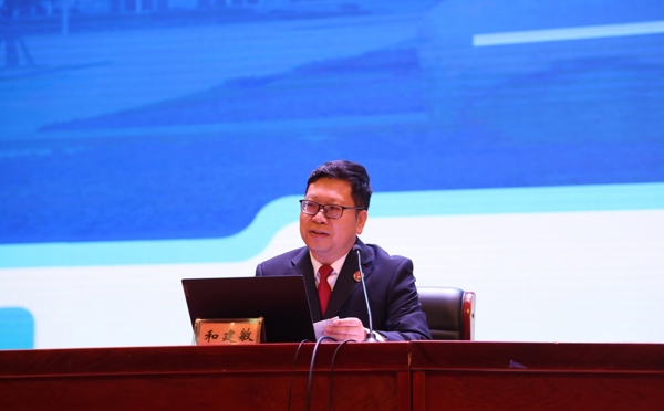 天一中学法治副校长聘任仪式暨网络法治专题讲座成功举行