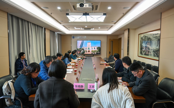 安徽合肥十中一行来校交流