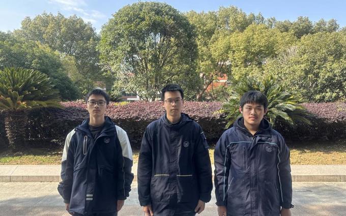 喜报：天一学子在全国青少年信息学奥林匹克联赛中取得佳绩！