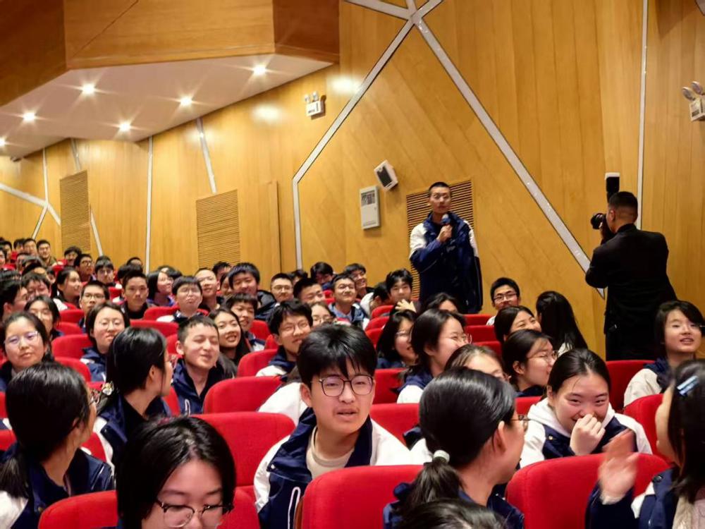 7fd0fb505bffc498b1cdc15349fb28d4