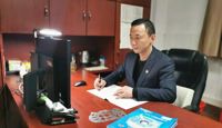 查晓东获评省模范教师